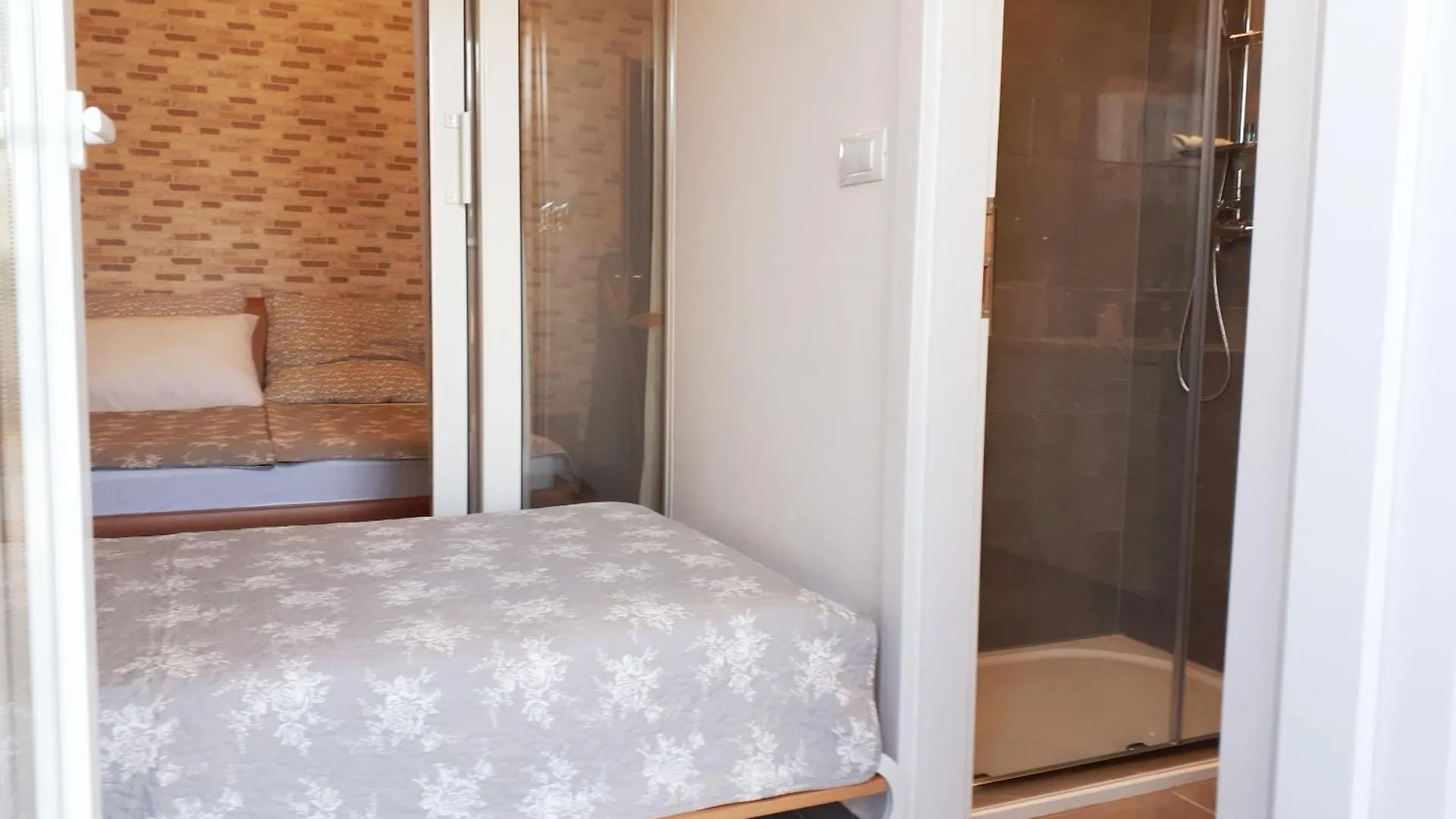 Direkt Am Meer Liegendes Apartment Mit Garten Medulin 0*,