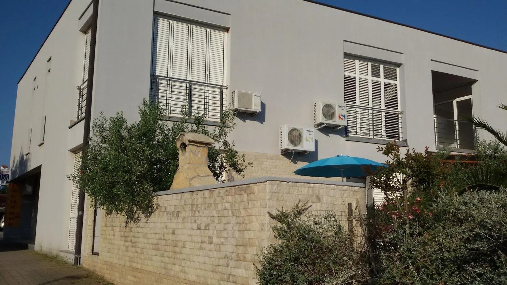 Direkt Am Meer Liegendes Apartment Mit Garten Medulin
