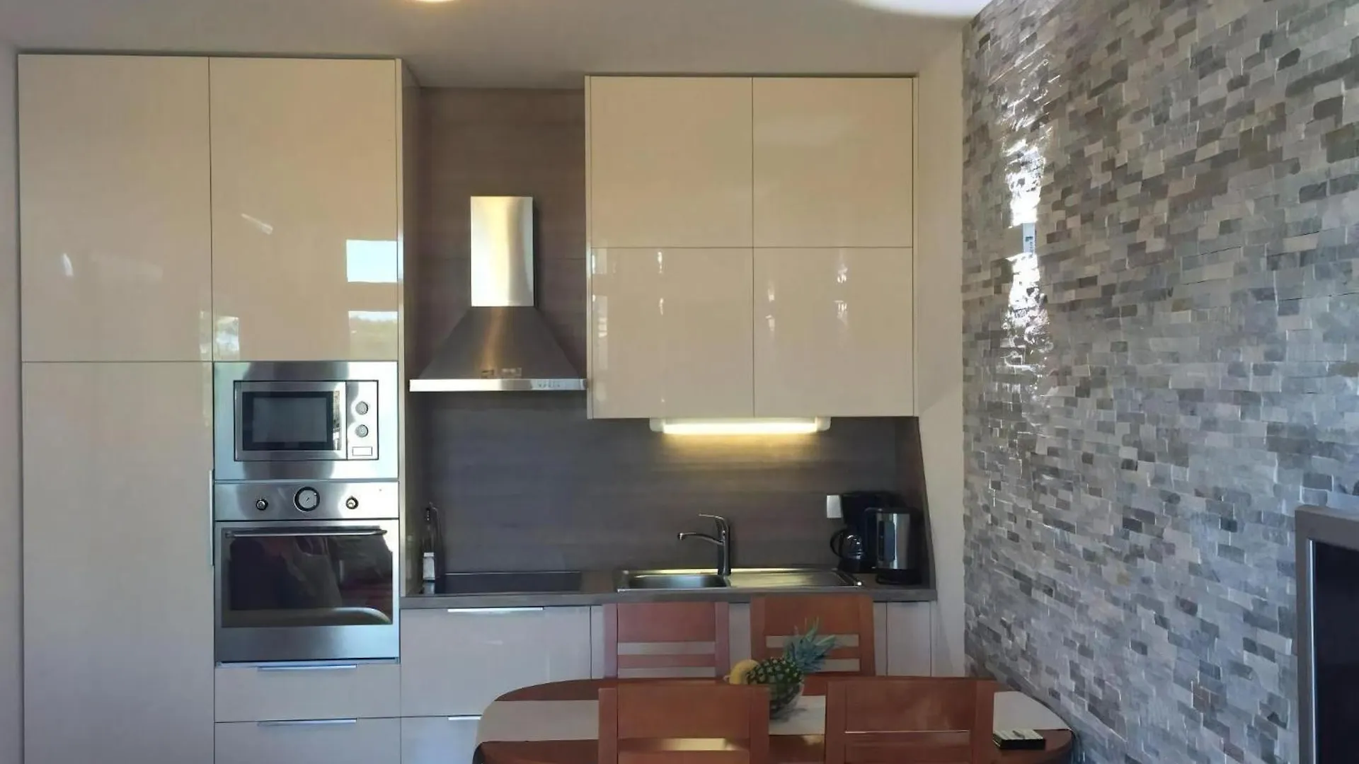 Direkt Am Meer Liegendes Apartment Mit Garten Medulin